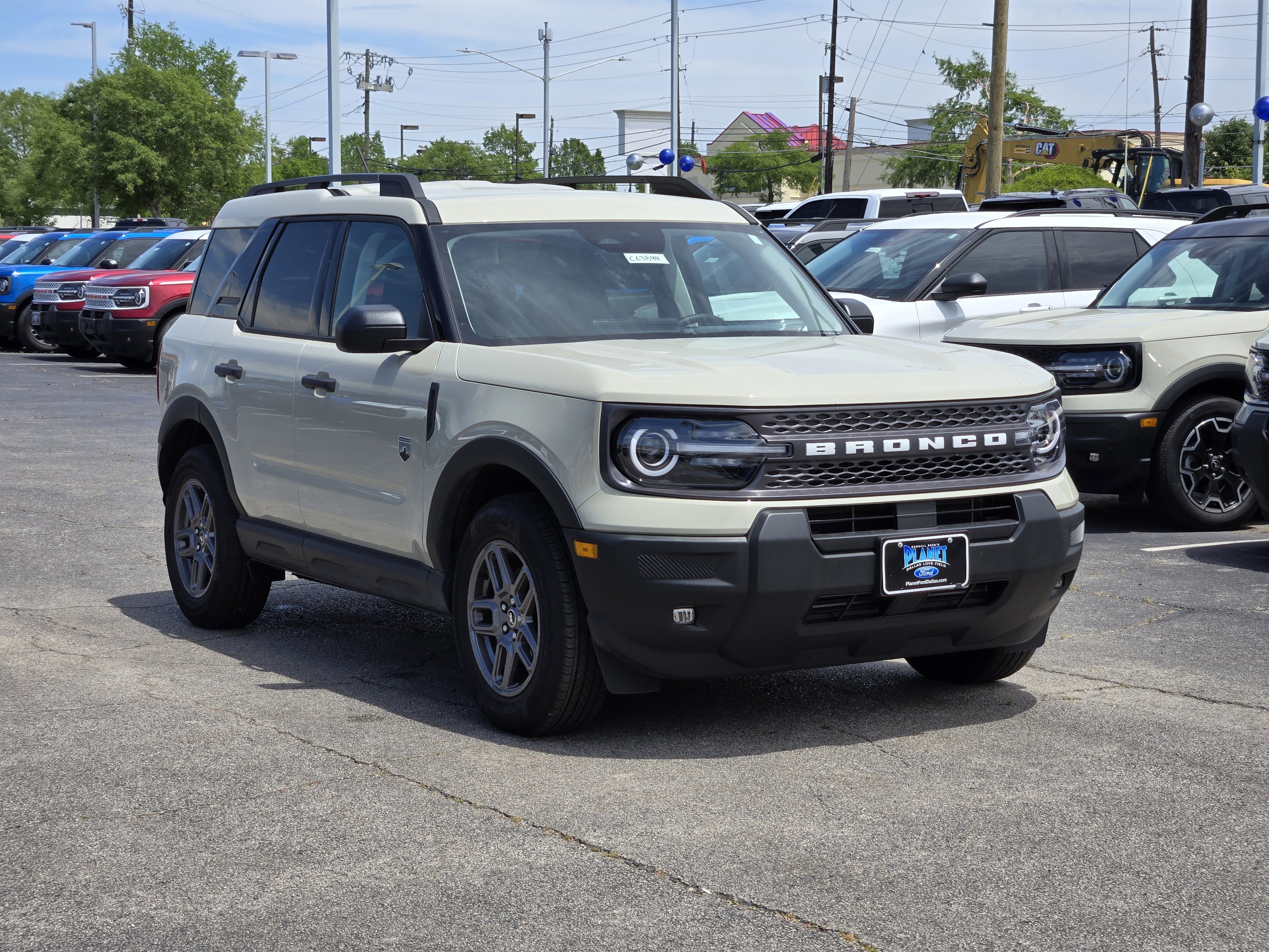 New 2025 Beige Ford Big Bend image 2