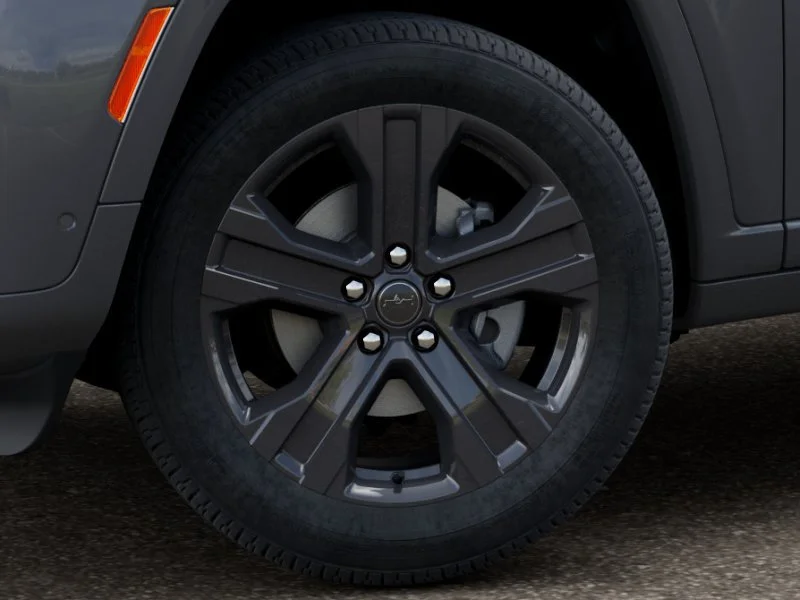 New 2027 Sting-Gray Clear-Coat Paint Jeep Limited Reserve image 8