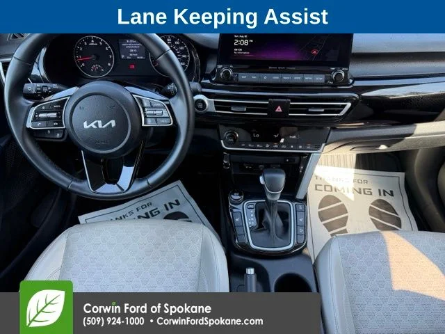 Used 2023 Neptune Blue Kia EX image 3