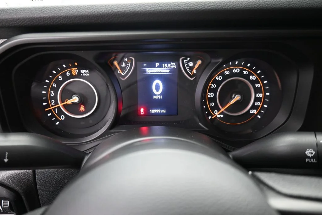 Used 2025 Gray Jeep Nighthawk image 18
