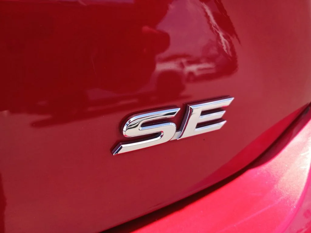 Used 2025 Red Toyota Hybrid image 29