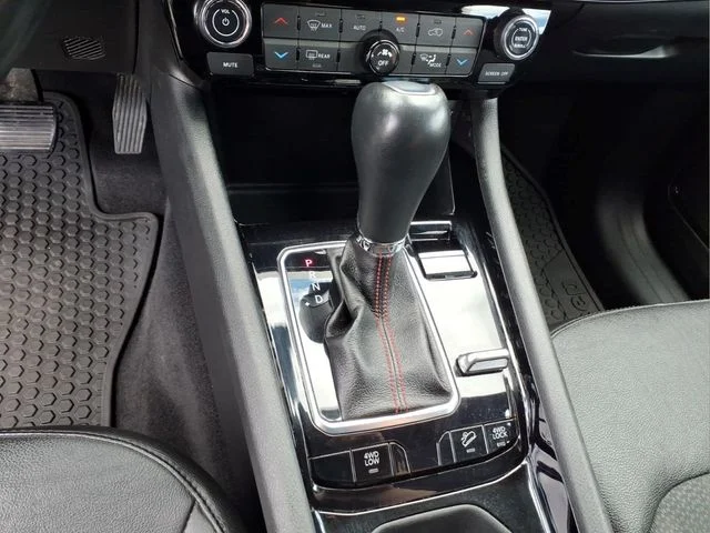 Used 2022 Black Jeep Trailhawk image 22