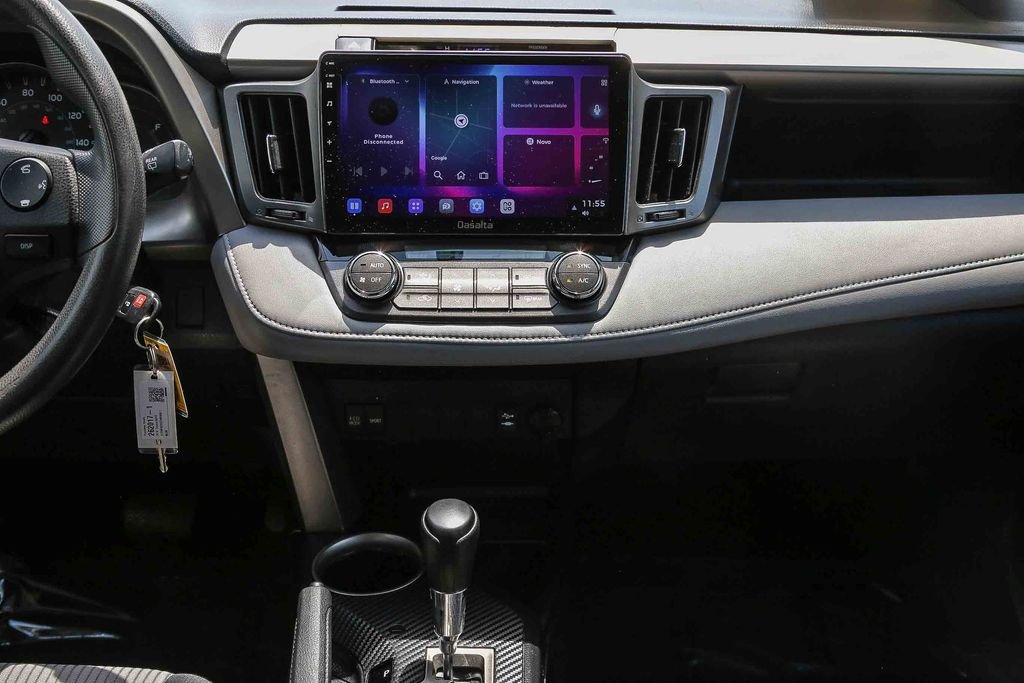 Used 2014 Blue Toyota XLE image 12