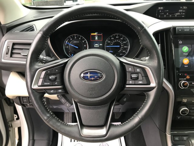 Used 2020 Crystal White Pearl Subaru Limited image 18