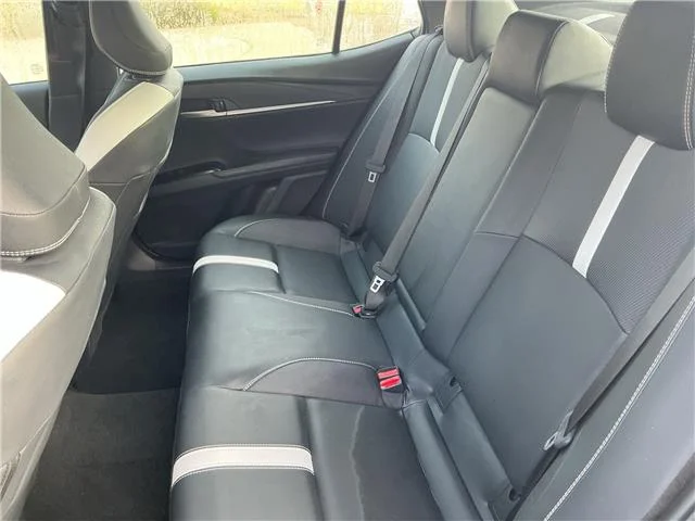 Used 2025 Wind Chill Pearl Toyota XSE image 26