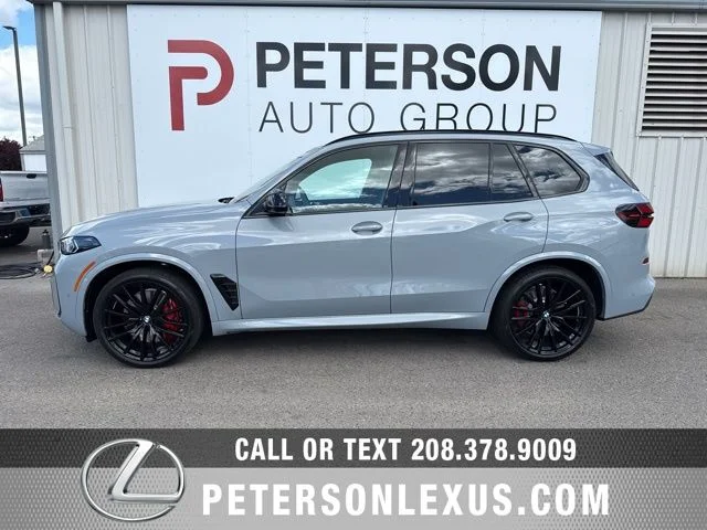 Used 2026 Gray BMW M60i image 7