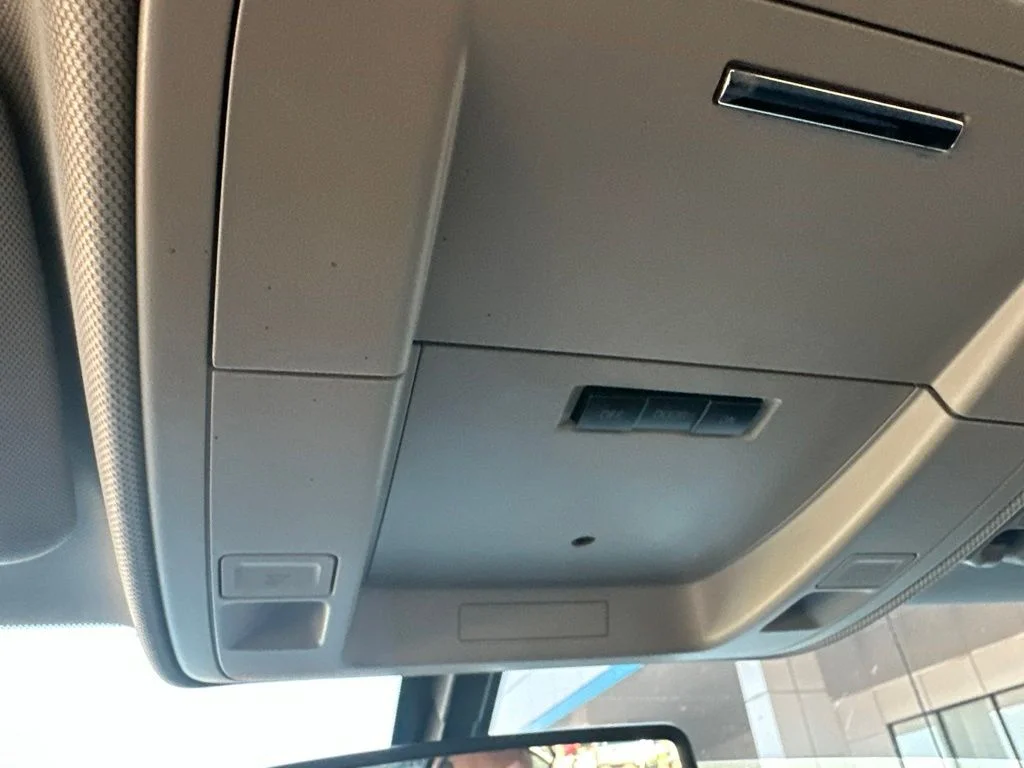 Used 2019 White Chevrolet LT image 22