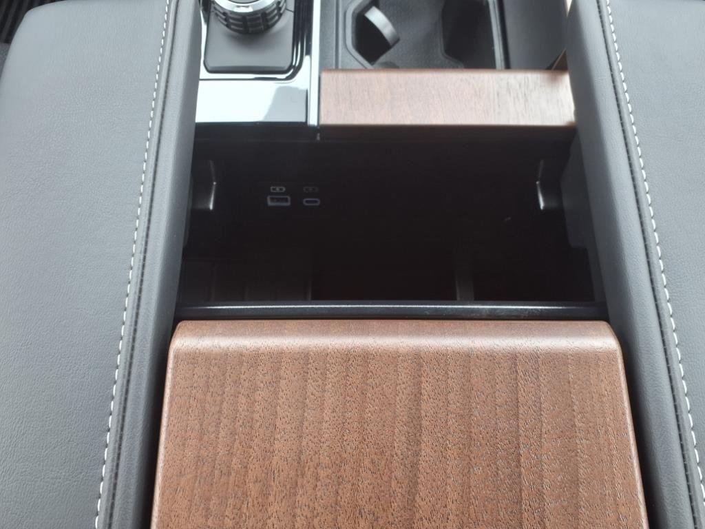 2025 Toyota Tundra Capstone - Photo 20