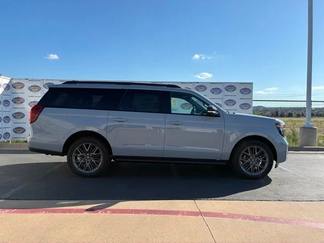 2026 Ford Expedition Platinum MAX 4x4's photo