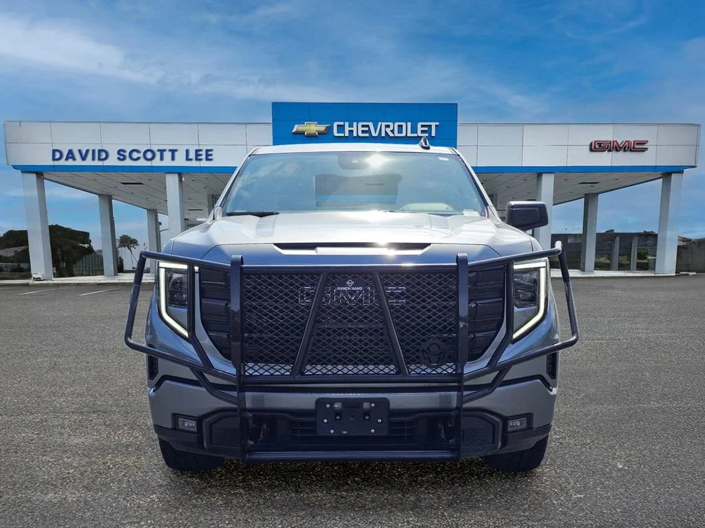 Used 2024 Sterling Metallic GMC Elevation image 2