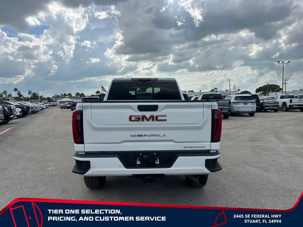 Used 2024 Summit White GMC Denali image 6