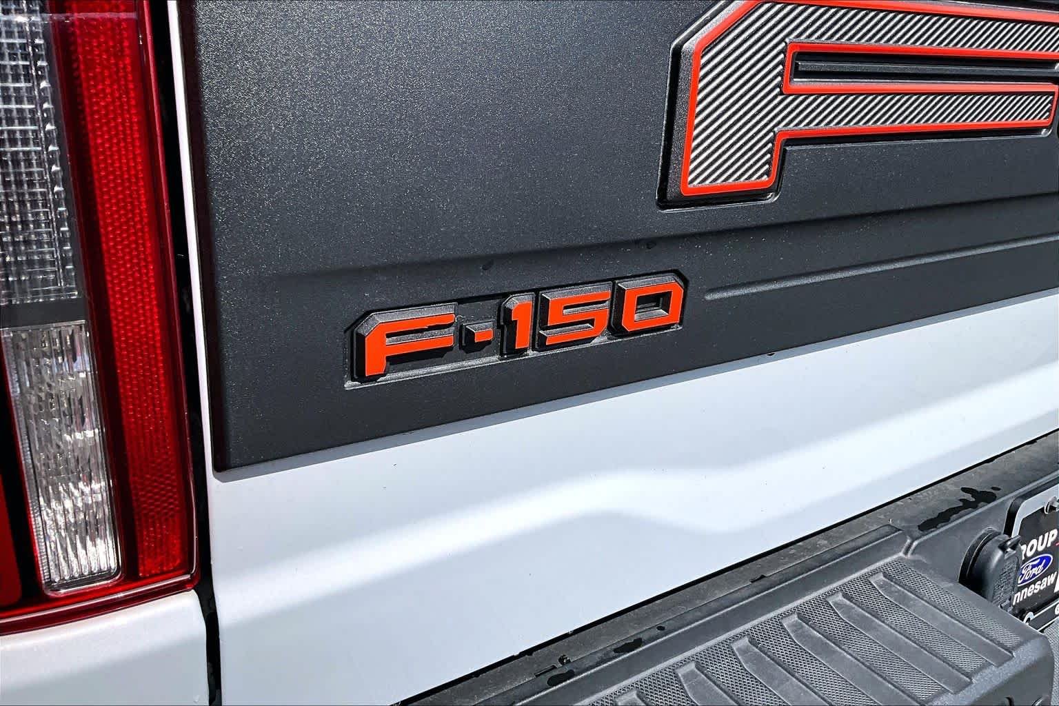 Used 2025 Space White Metallic Ford Raptor image 31