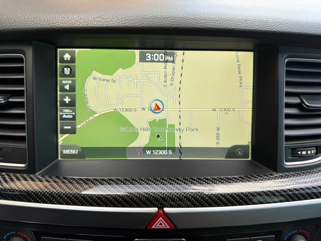 Used 2018 White Genesis 3.3T Sport image 15