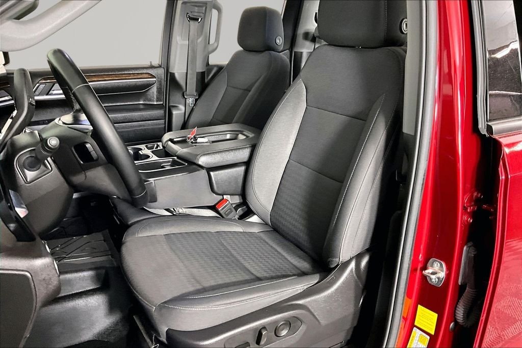 Used 2024 Red GMC Elevation image 21