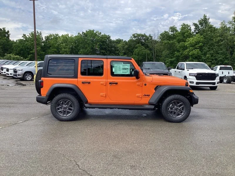 New 2026 Joose Jeep Sport S image 8