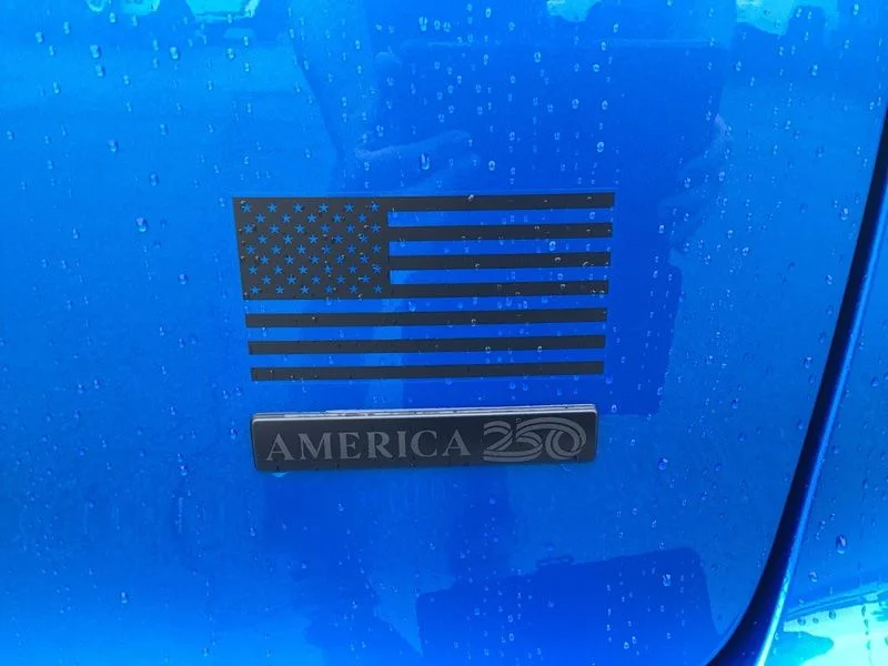 New 2027 Hydro Blue Pearl-Coat Exterior Paint Chrysler Select image 14