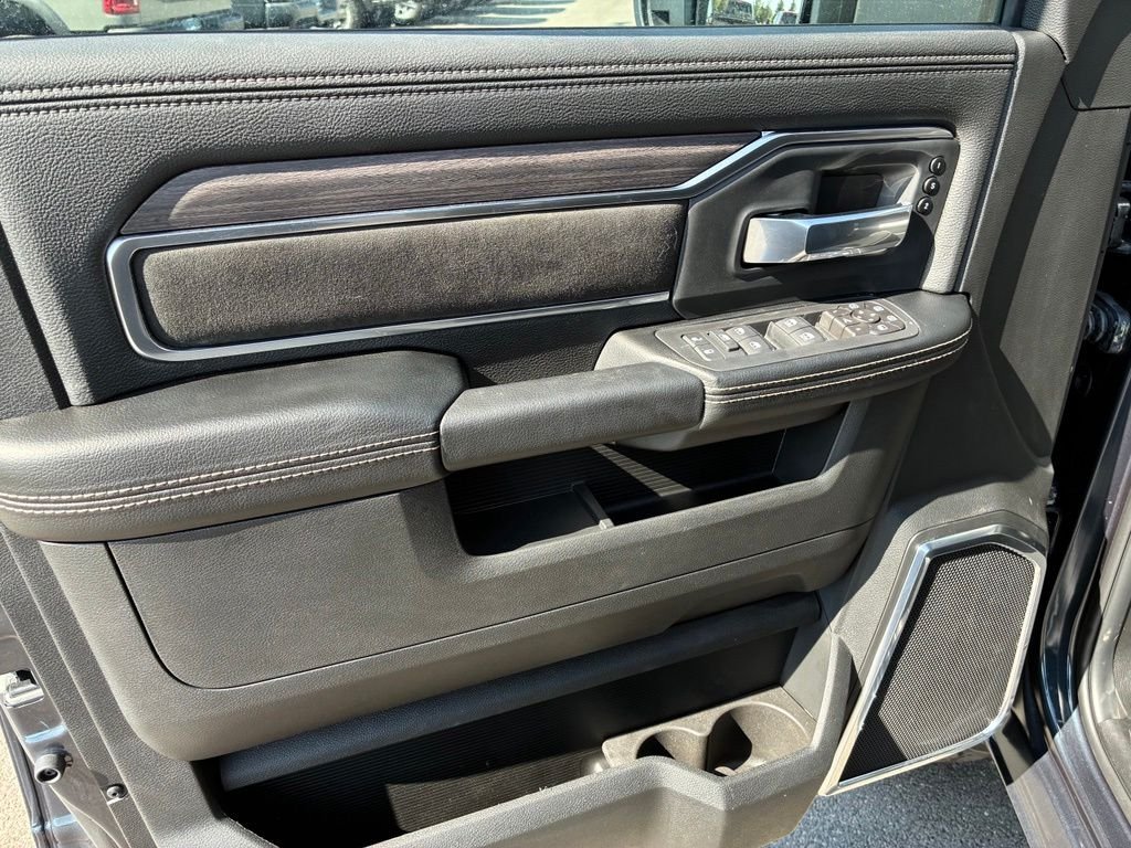 New 2026 Forged Blue Metallic Exterior Paint RAM Laramie image 12