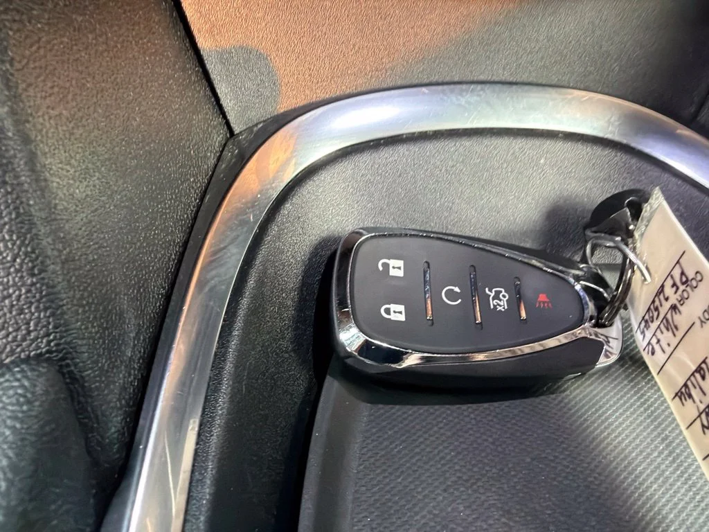 Used 2023 White Chevrolet LT image 10
