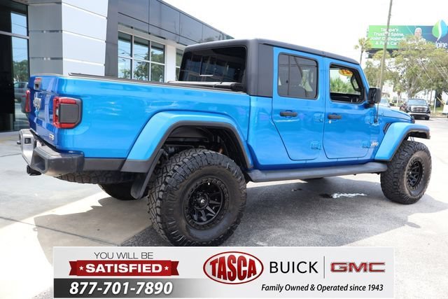 Used 2021  Jeep Overland image 8