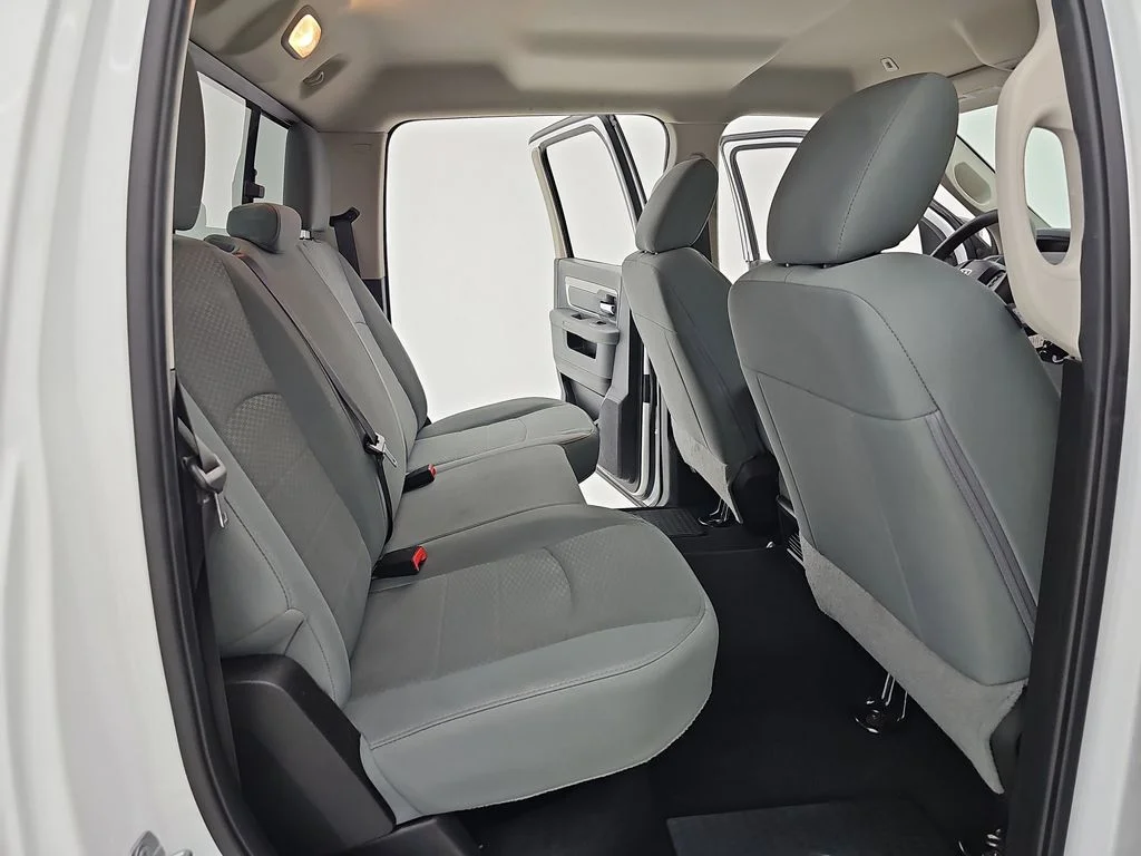 Used 2019 White Ram SLT image 13