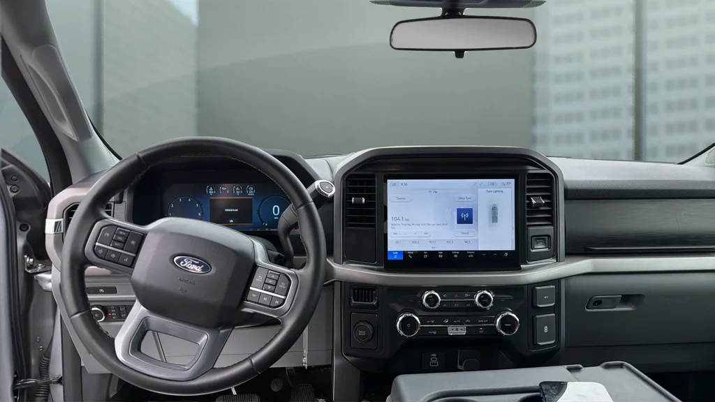 Used 2025 Silver Ford XLT image 20