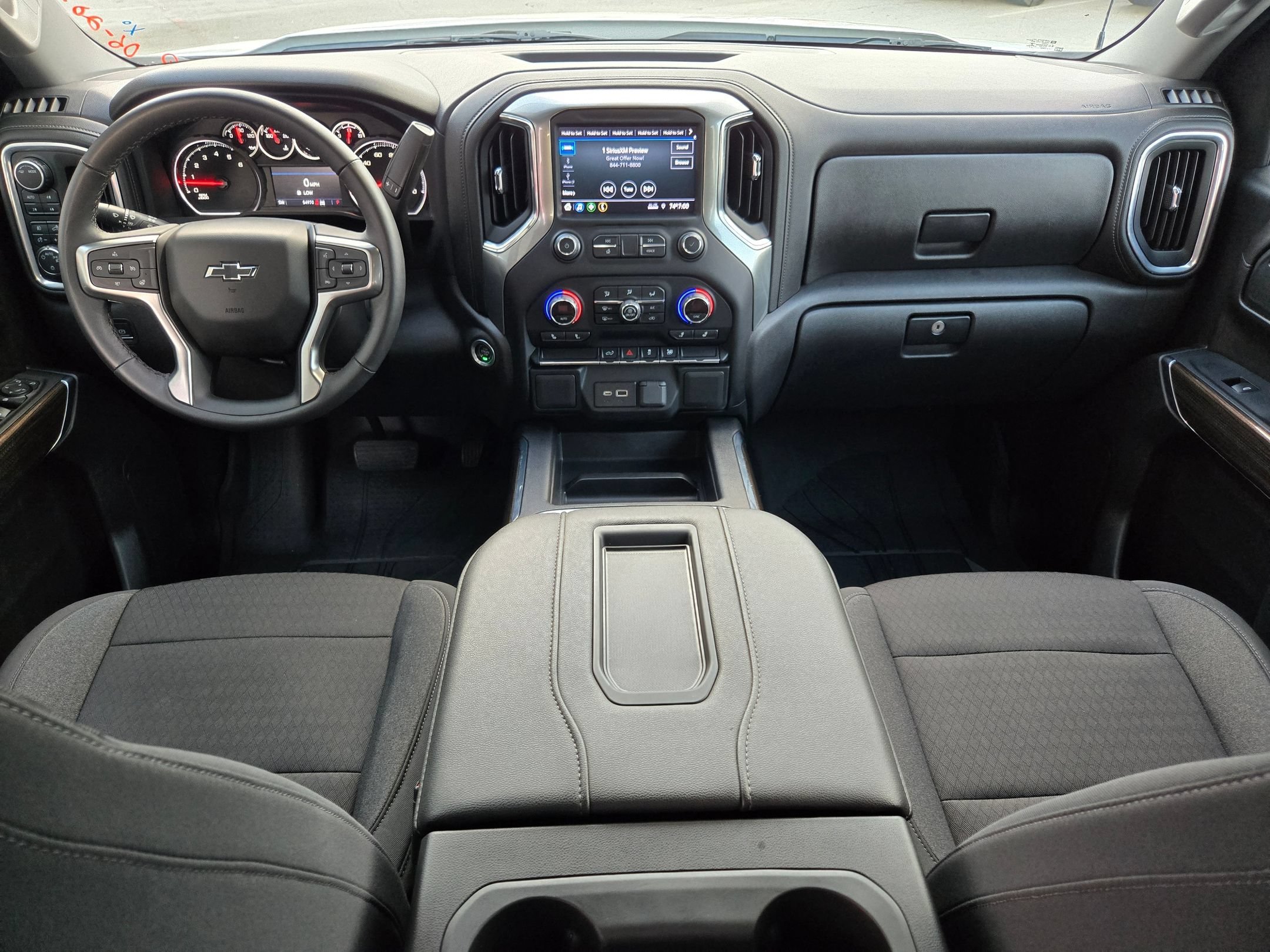 Used 2022 Iridescent Pearl Tricoat Chevrolet RST image 10