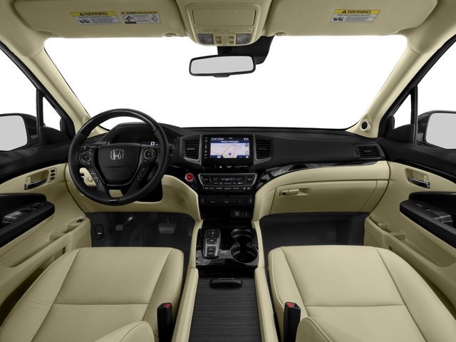 Used 2016  Honda Touring image 7