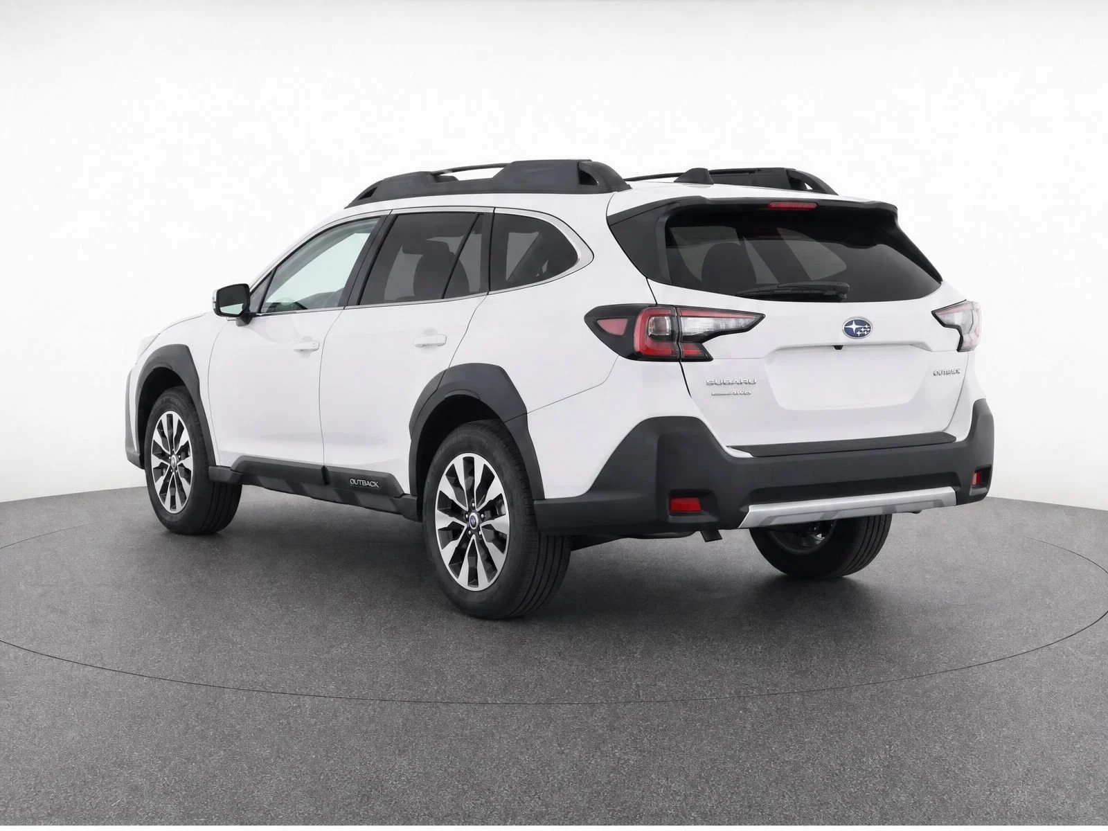 Used 2023 Crystal White Pearl Subaru Limited image 4