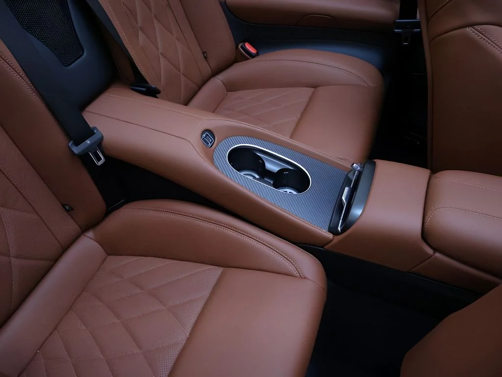 New 2026 Nero Assoluto Metallic Maserati Base image 18