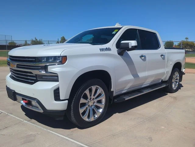 Used 2020 Beige Chevrolet High Country image 4