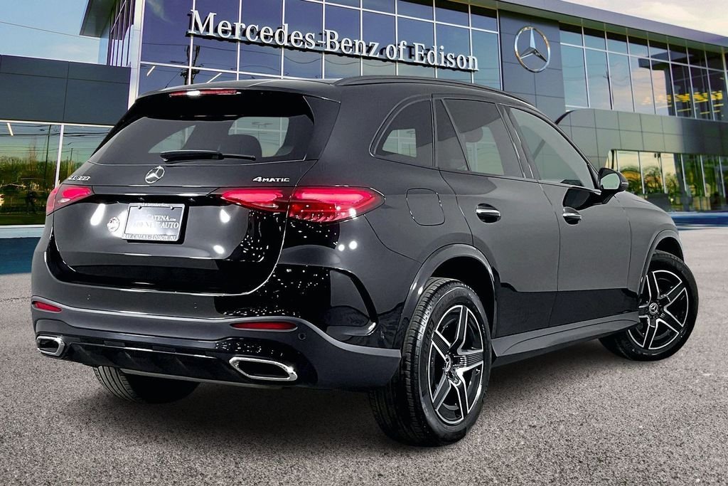 Used 2026 Black Mercedes-Benz GLC 300 image 10