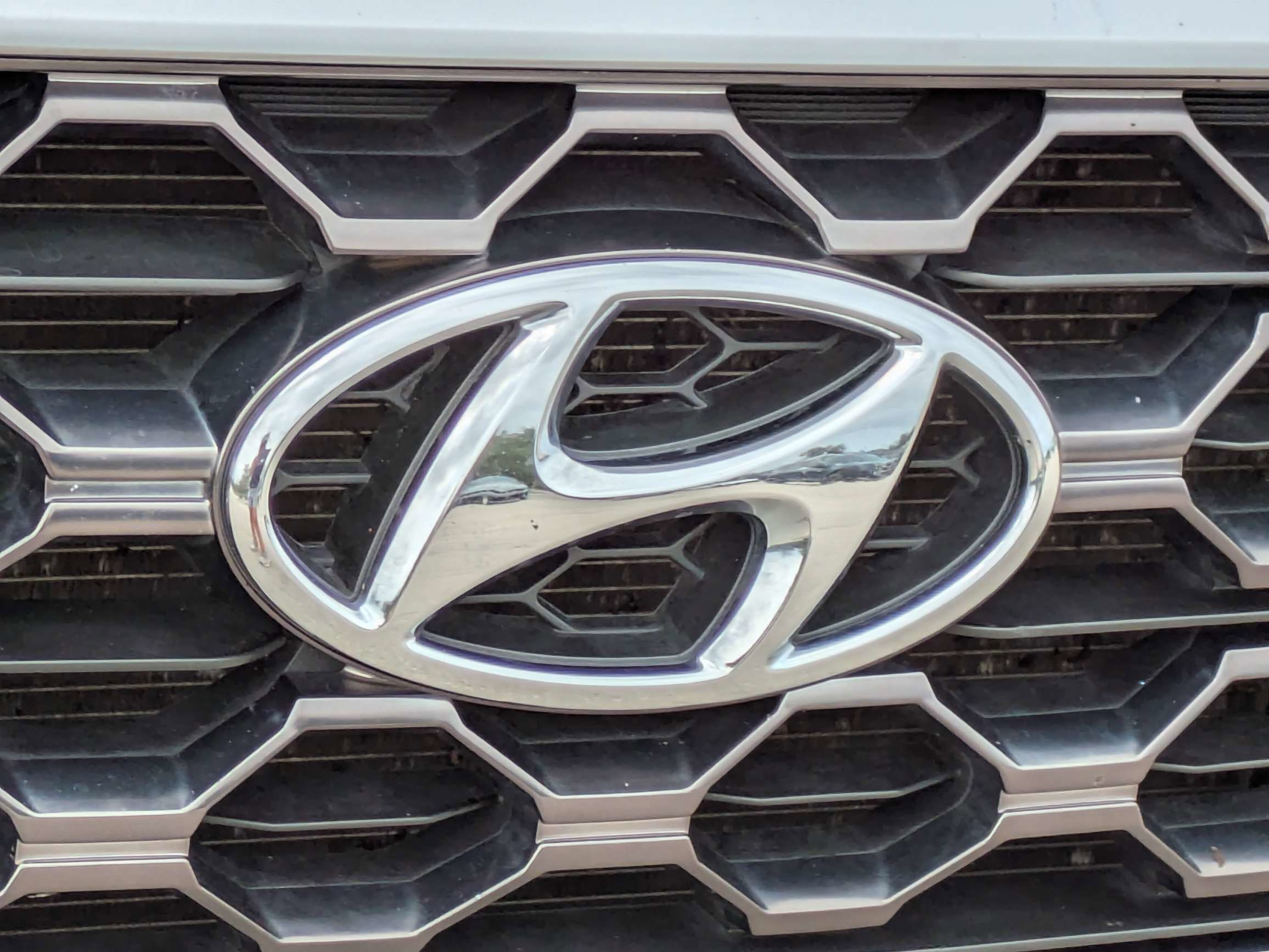 Used 2020 Machine Gray Hyundai SEL image 13