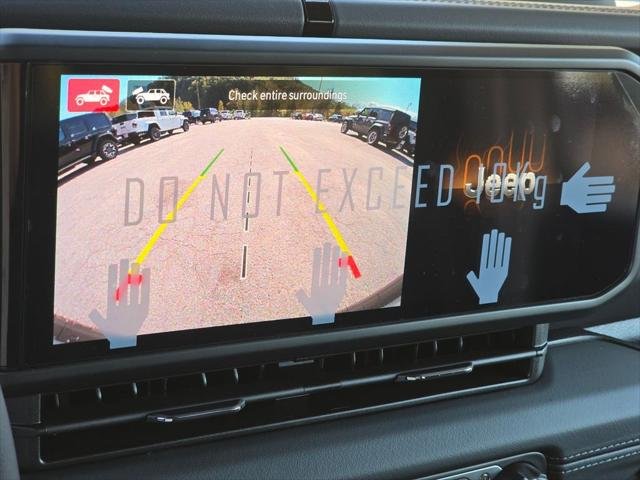 2026 Jeep Wrangler 4-Door Sahara - Photo 13