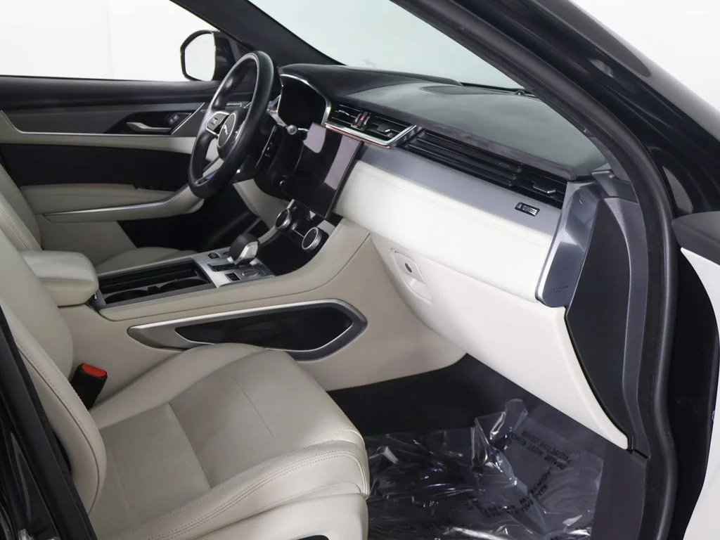 Used 2022 Black Jaguar SVR image 29
