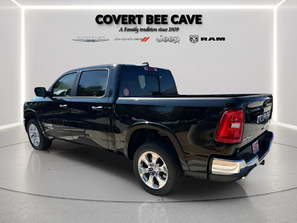 New 2026 Diamond Black Crystal Pearl-Coat Exterior Paint RAM Big Horn/Lone Star image 12