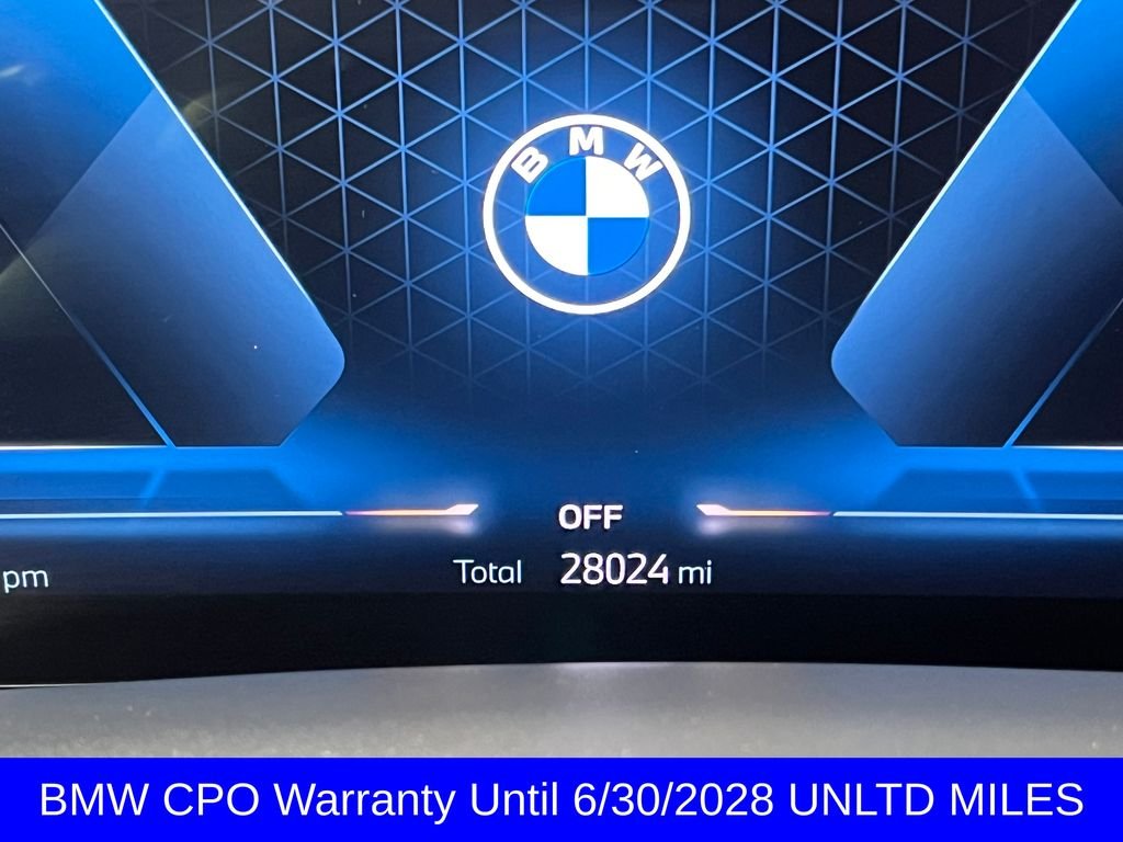 Used 2024 White BMW xDrive40i image 2