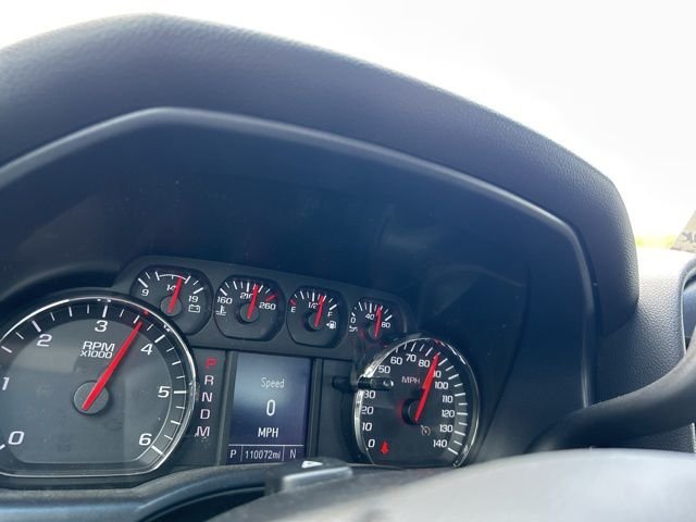 Used 2015 Silver GMC Base image 20