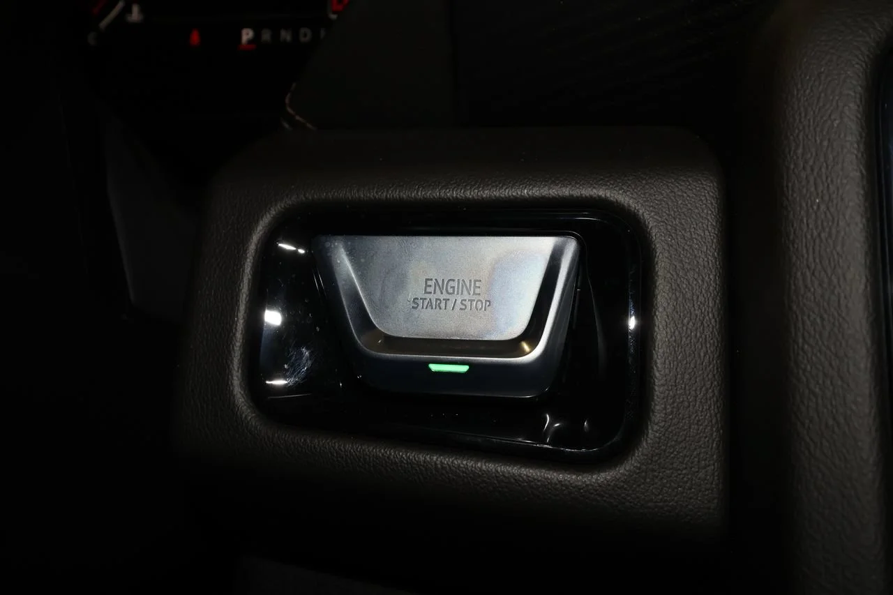 Used 2026 Titanium Rush Metallic GMC AT4 image 19