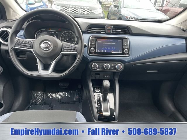 2025 Nissan Versa Sedan SV - Photo 12