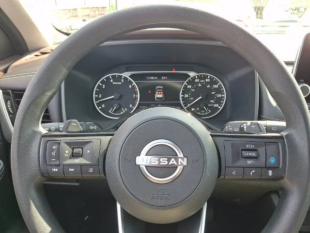 Used 2023 Red Nissan SV image 18