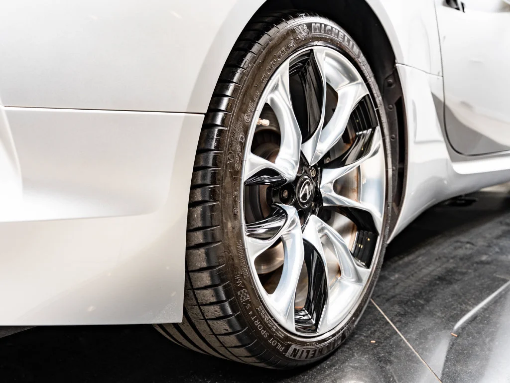 Used 2018 Liquid Platinum Lexus 500 image 47