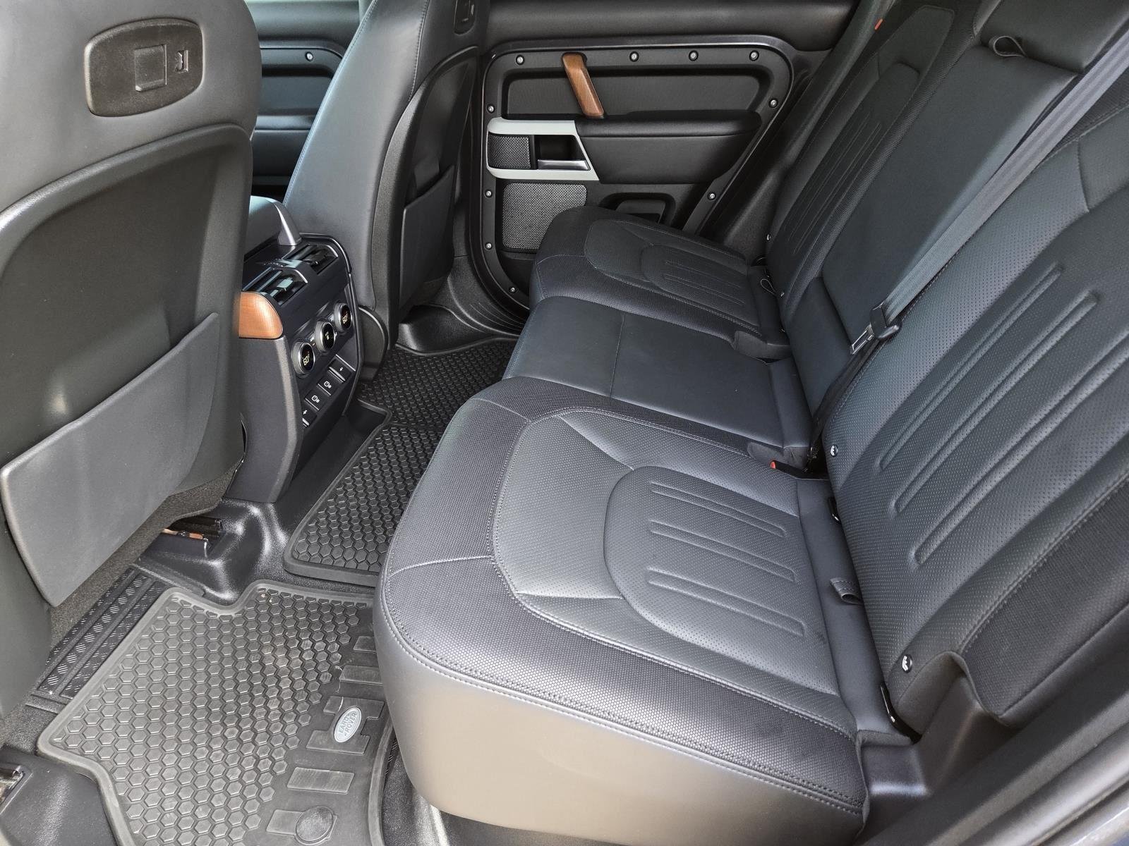 Used 2022 Carpathian Grey Premium Metallic Land Rover X-Dynamic image 36