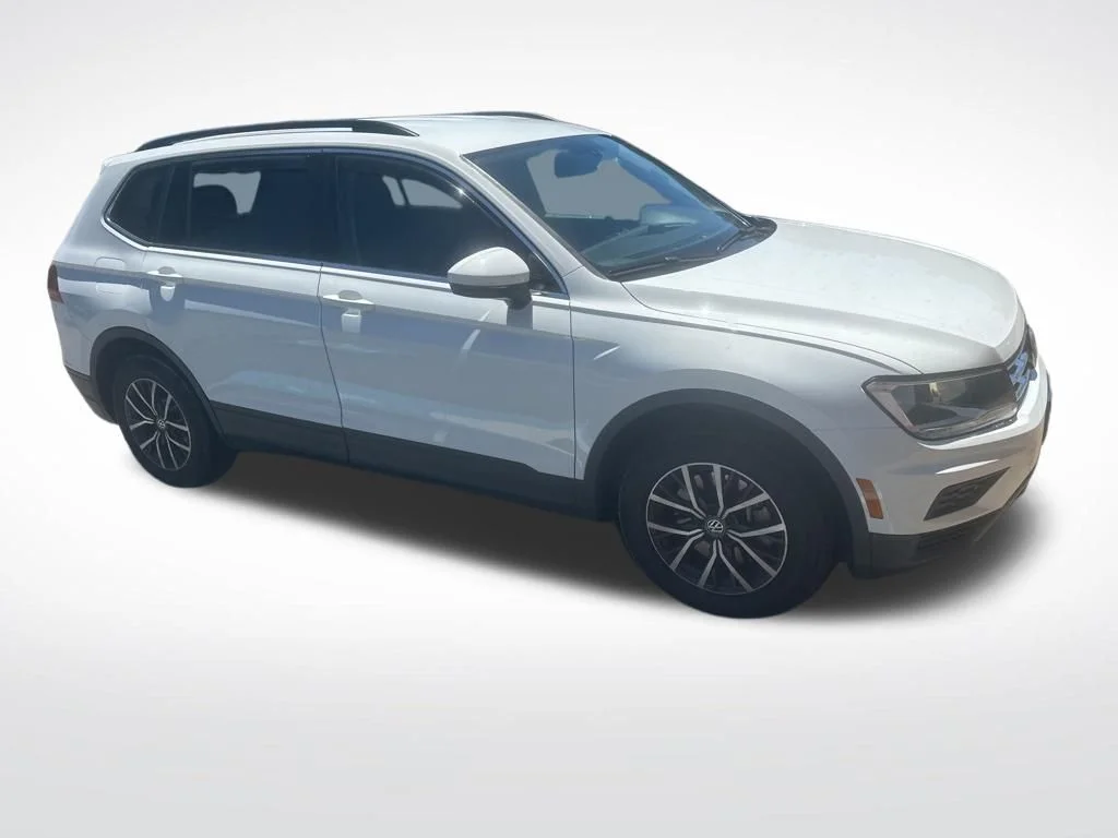 Used 2019 White Volkswagen 2.0T SEL R-Line image 11