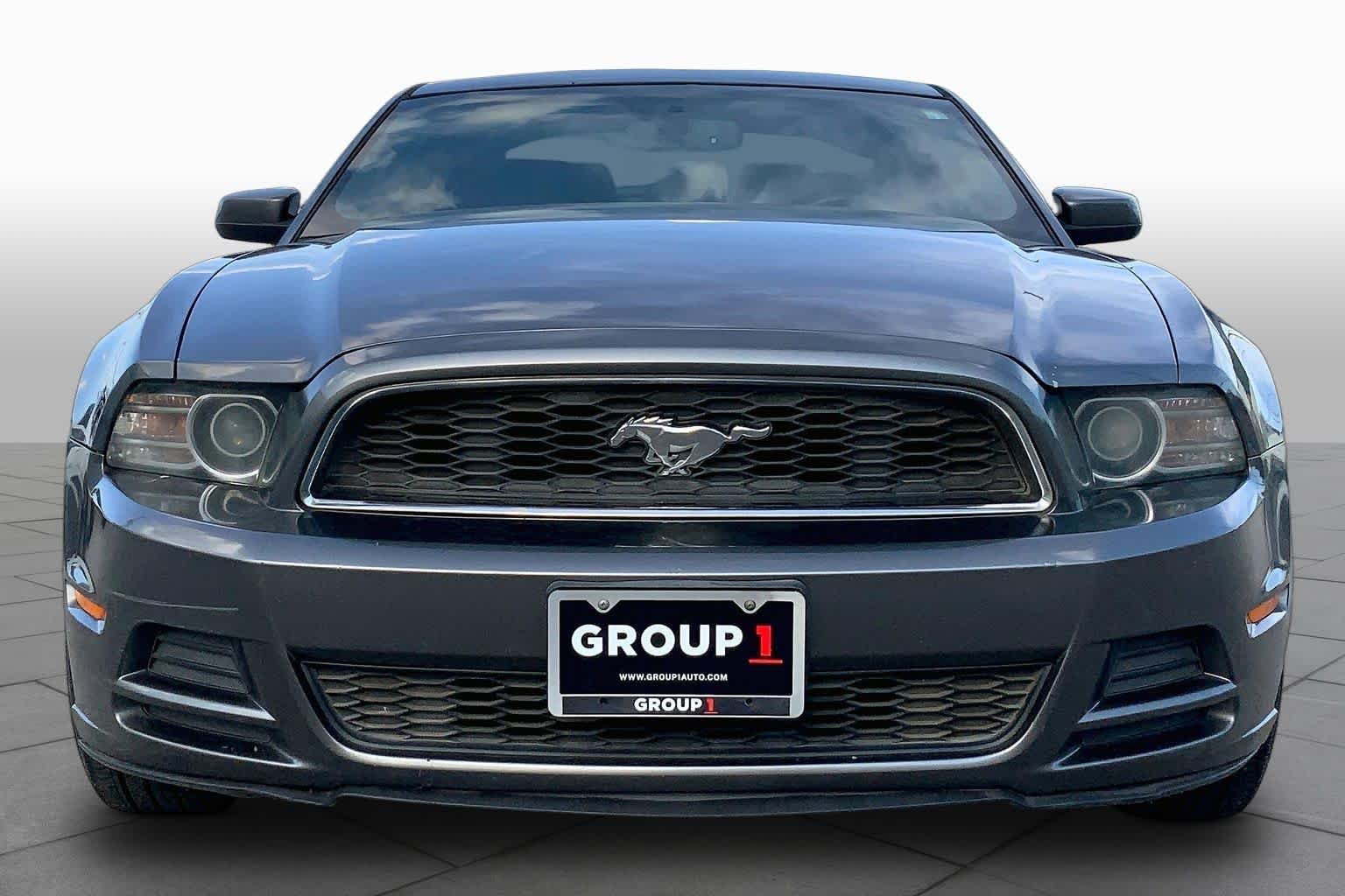 Used 2014 Sterling Gray Metallic Ford V6 Premium image 3