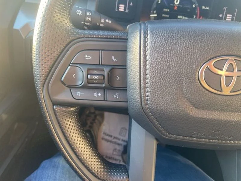 2026 Toyota Tacoma SR5 - Photo 21