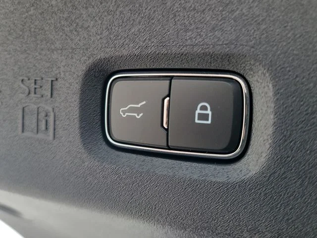 New 2026 White Metallic Ford Tremor image 11