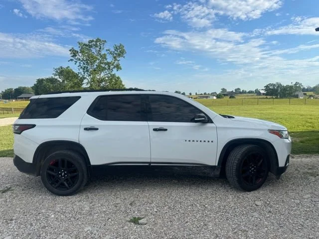 Used 2019 Chevrolet Traverse Premier with VIN 1GNEVKKW8KJ255729 for sale in Middlesboro, KY