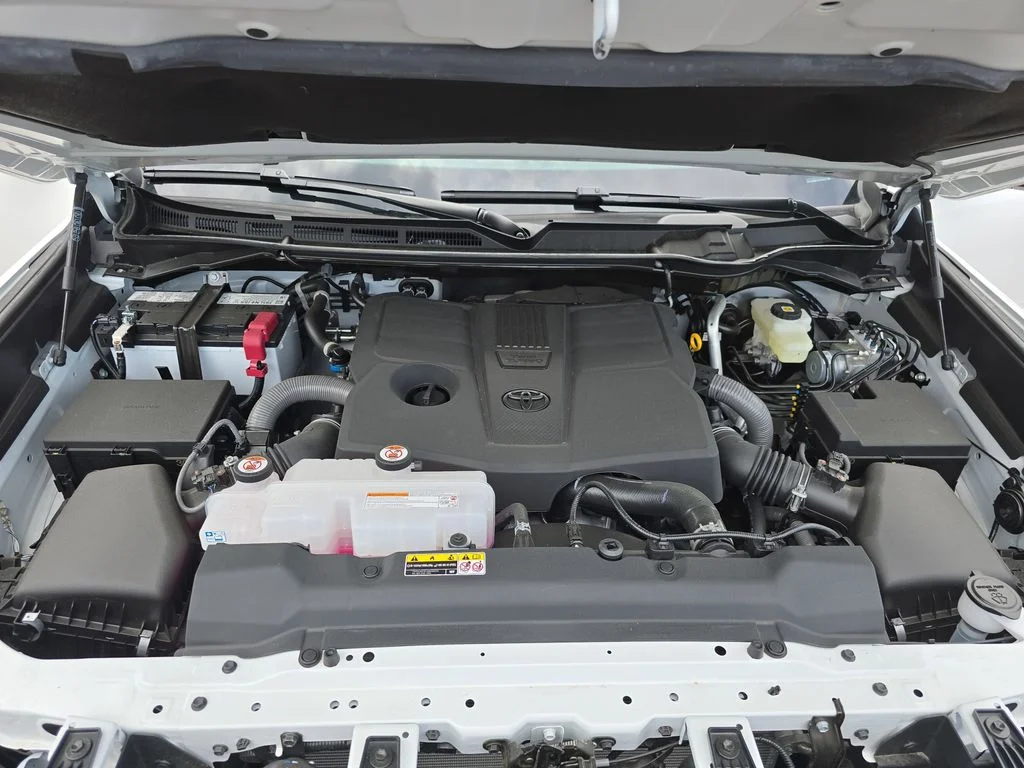 Used 2026 White Toyota SR5 image 30