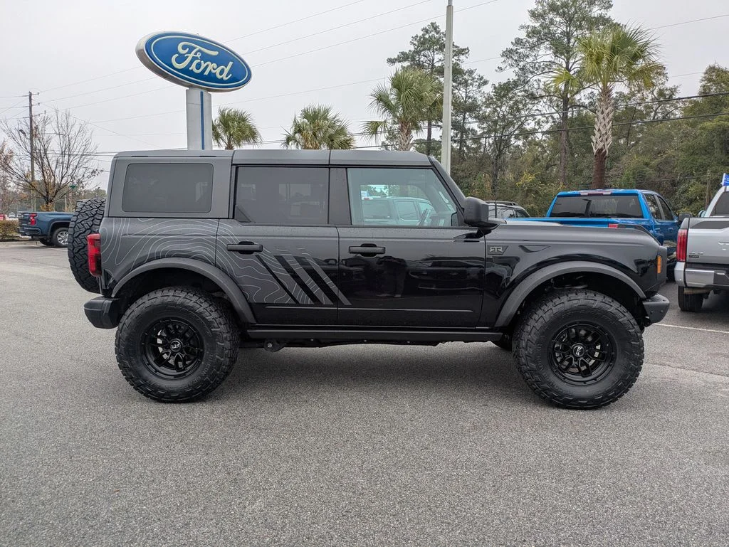 New 2025 Shadow Black Ford Big Bend image 3