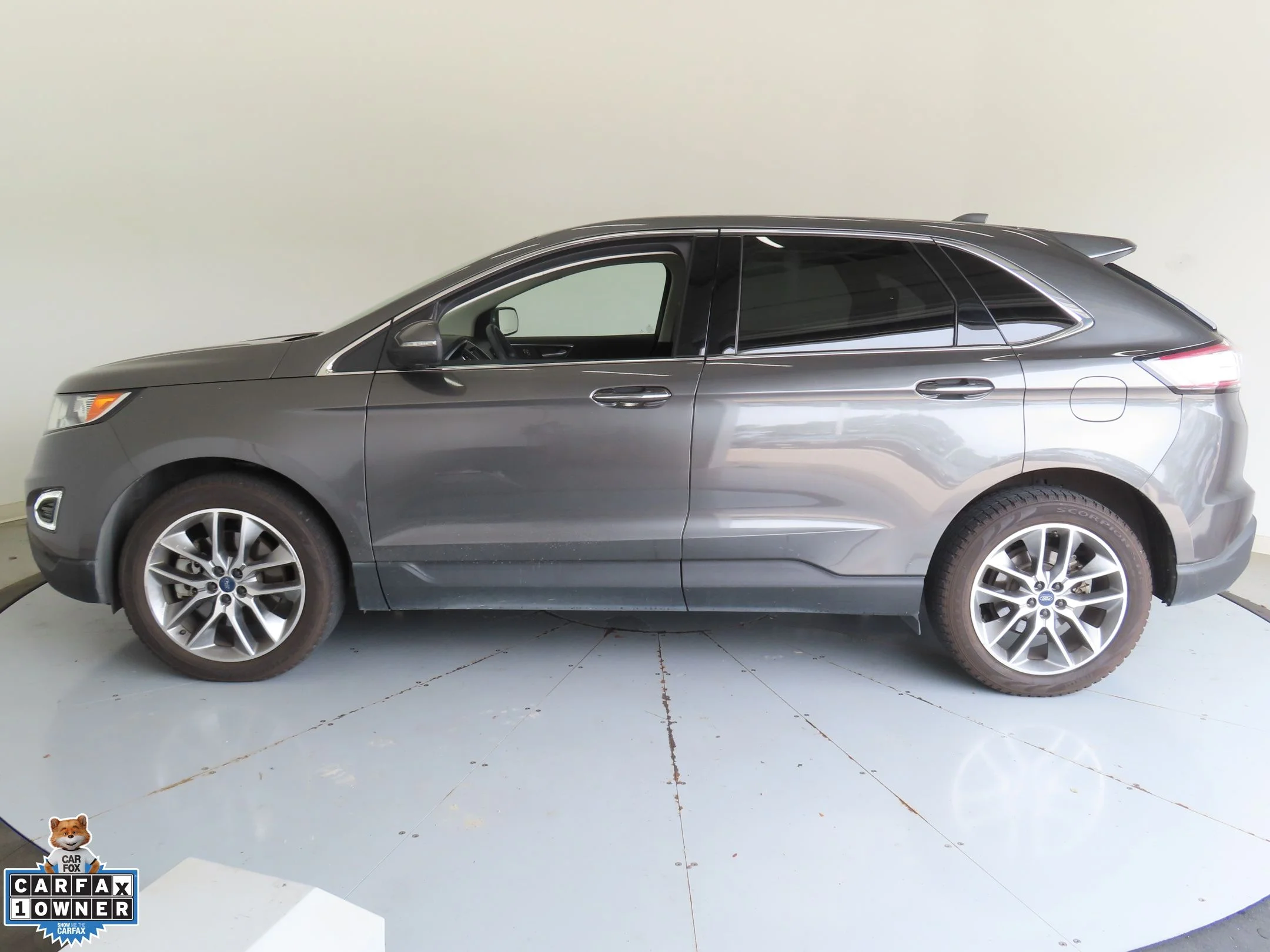 Used 2016 Gray Ford Titanium image 7